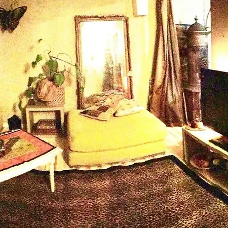Pet Friendly Charming House With Garden Holiday home *